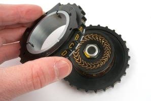 Separating the stepping wheel from the electrical wheel