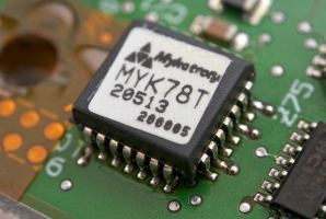 Close-up of the Clipper Chip inside the TSD-3600